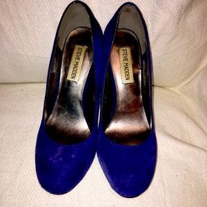 Steve Madden blue velvet heels.